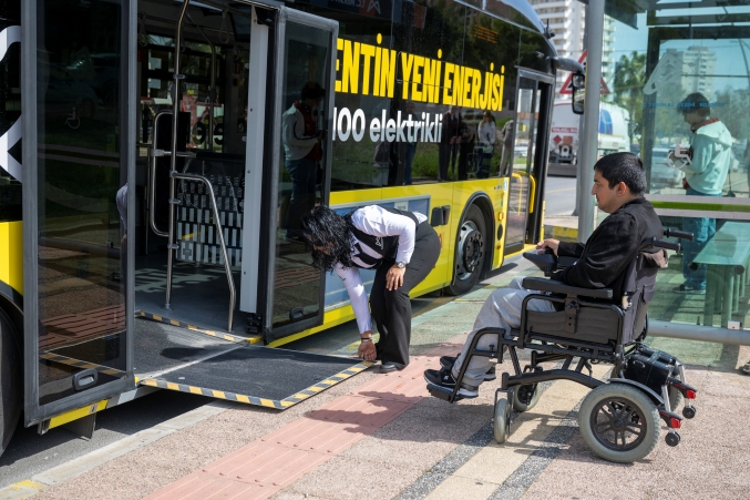 Büyükşehir’den özel gereksinimli bireylere ‘engelsiz ulaşım’ teknolojisi