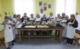 Çocuk Kampüsü’nde minik ellerden geleneksel lezzetler