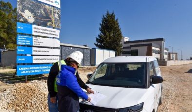 MESKİ, Mezitli Devlet Hastanesi atık su altyapısı çalışmalarını sürdürüyor