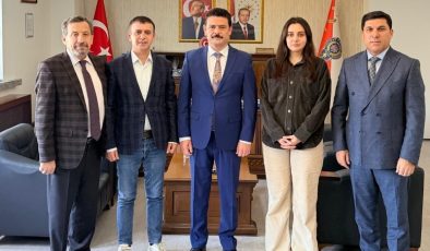 Tarsus Emniyet Müdürü Berat Günçiçek’e ‘hayırlı olsun’ ziyareti