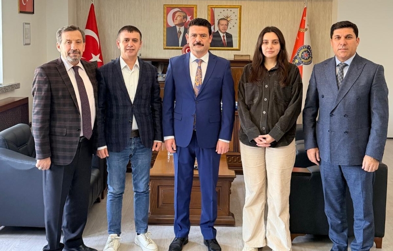 Tarsus Emniyet Müdürü Berat Günçiçek’e ‘hayırlı olsun’ ziyareti