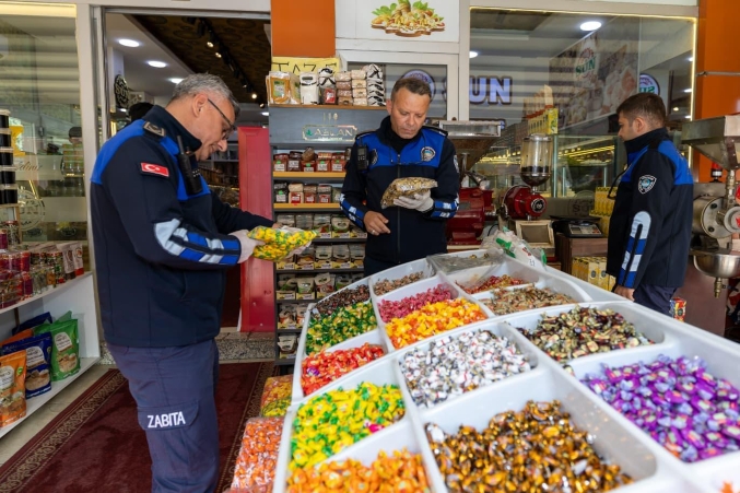 Yenişehir’de Bayram denetimi; Fahiş fiyata ve güvenilir olmayan gıdaya geçit yok