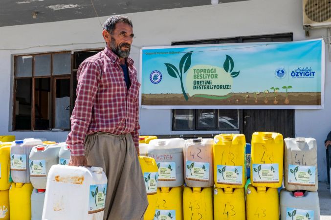 Yenişehir Belediyesinden çiftçiye ücretsiz solucan gübresi desteği