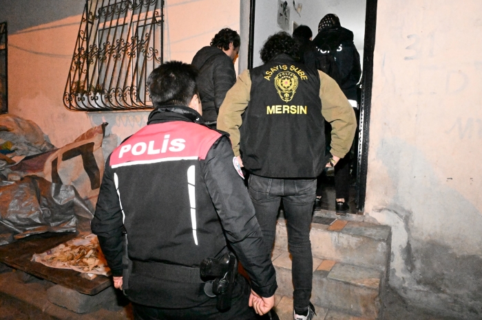 Mersin’de suç ve suçlularla etkin mücadele devam ediyor; 10 günde 678 kişi yakalandı