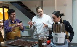 Tarsus çikolata eğitimleri ve atölye çalışmalarının ana uygulama noktası oldu