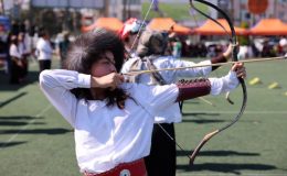 Mersin’de geleneksel okçuluk şöleni: 13 ilçeden toplam 150 sporcu katıldı