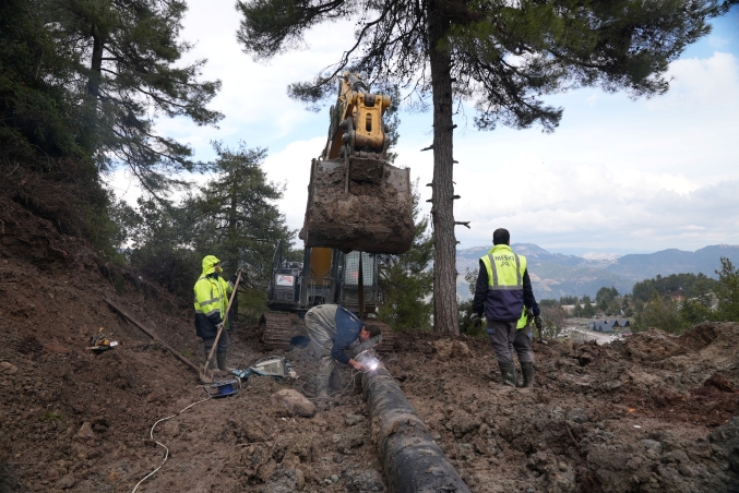 MESKİ’den heyelanda zarar gören içme suyu hattına müdahale