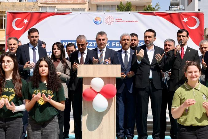 Vali Toros, Akdeniz’de yapılan 24 derslik Fen Lisesinin temel atma törenine katıldı