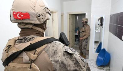 Mersin merkezli 3 ilde yasadışı bahis operasyonu: 40 Gözaltı, 19 tutuklama